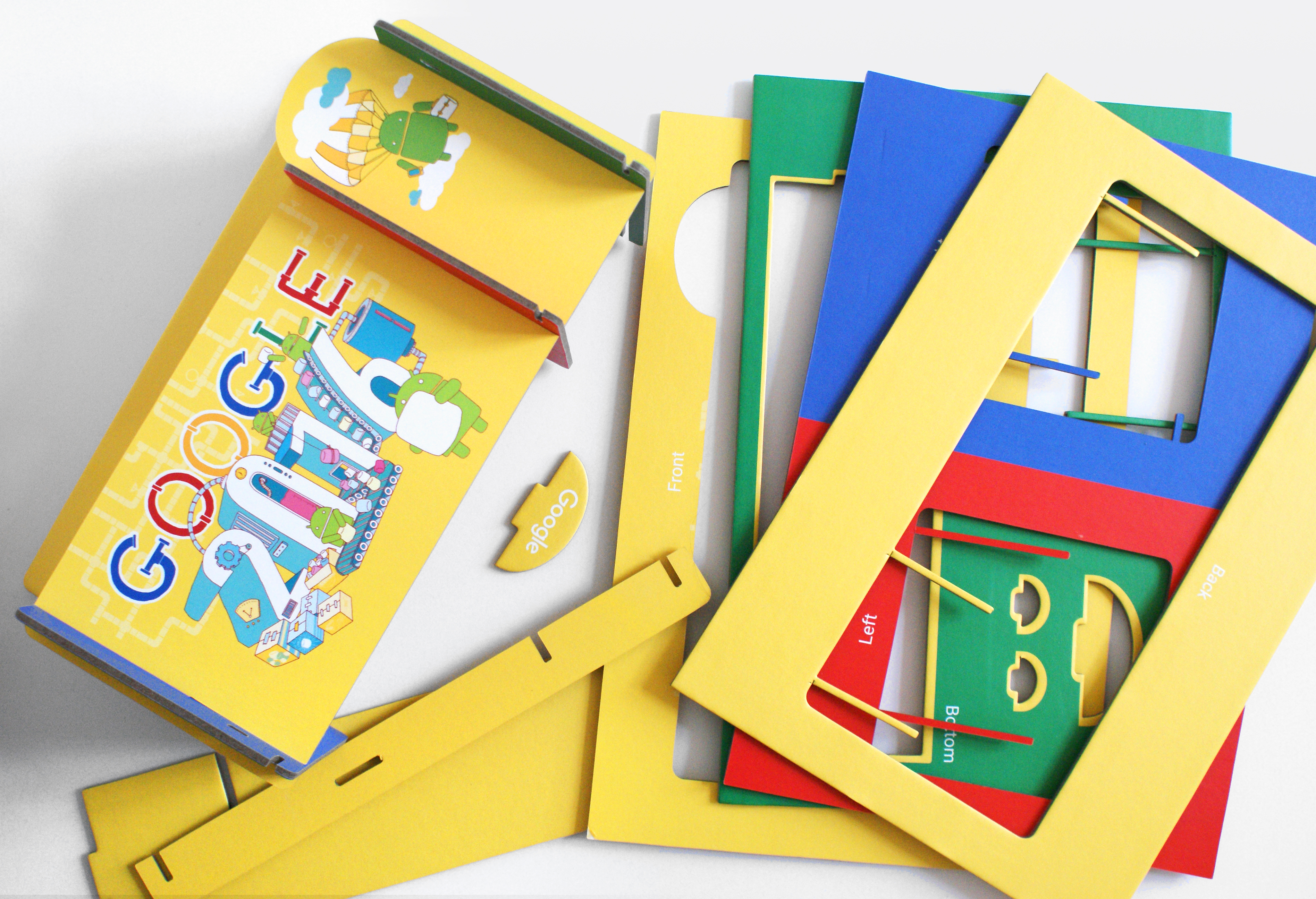 Calendar stand case with calendar cards and a memo pad